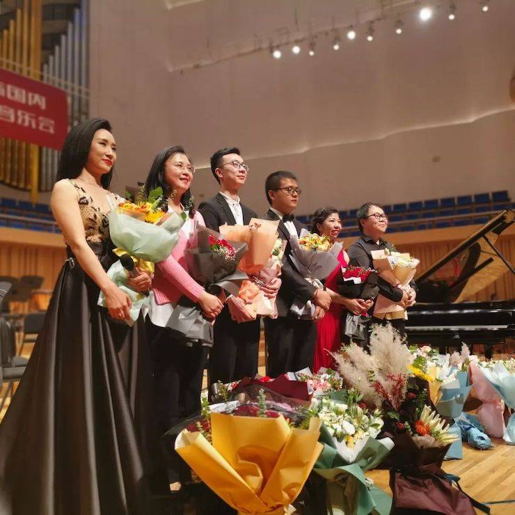 精彩回顾 | 四川音乐学院八十周年庆 优德88艺术家王雁教授师生钢琴音乐会圆满成功